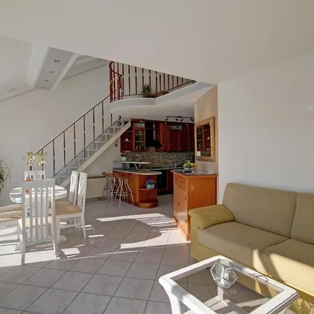 Appartamento Simply The Best-three Bedroom With Terrace And Sea View